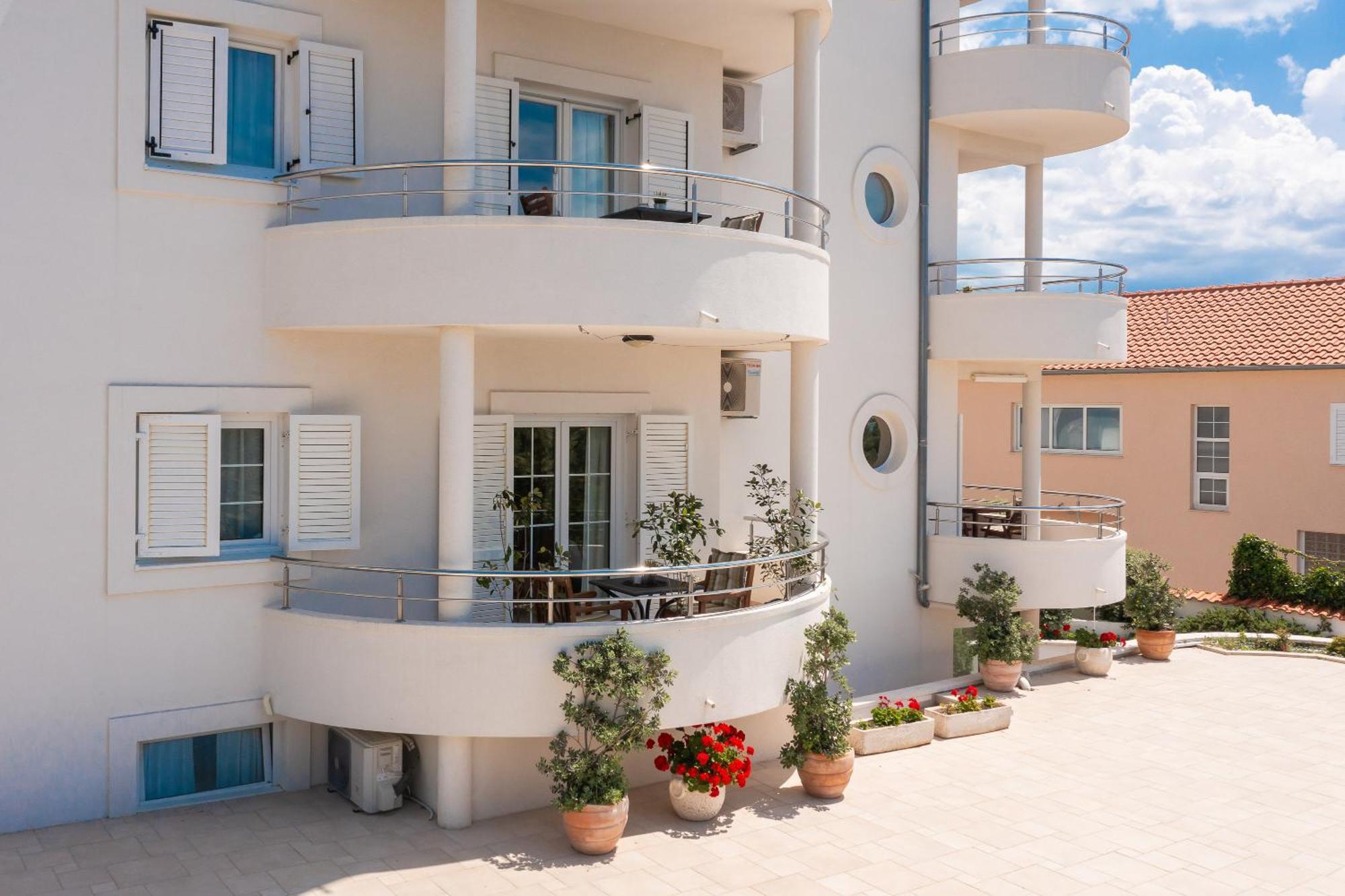 Apartments Tihi III Водице Экстерьер фото